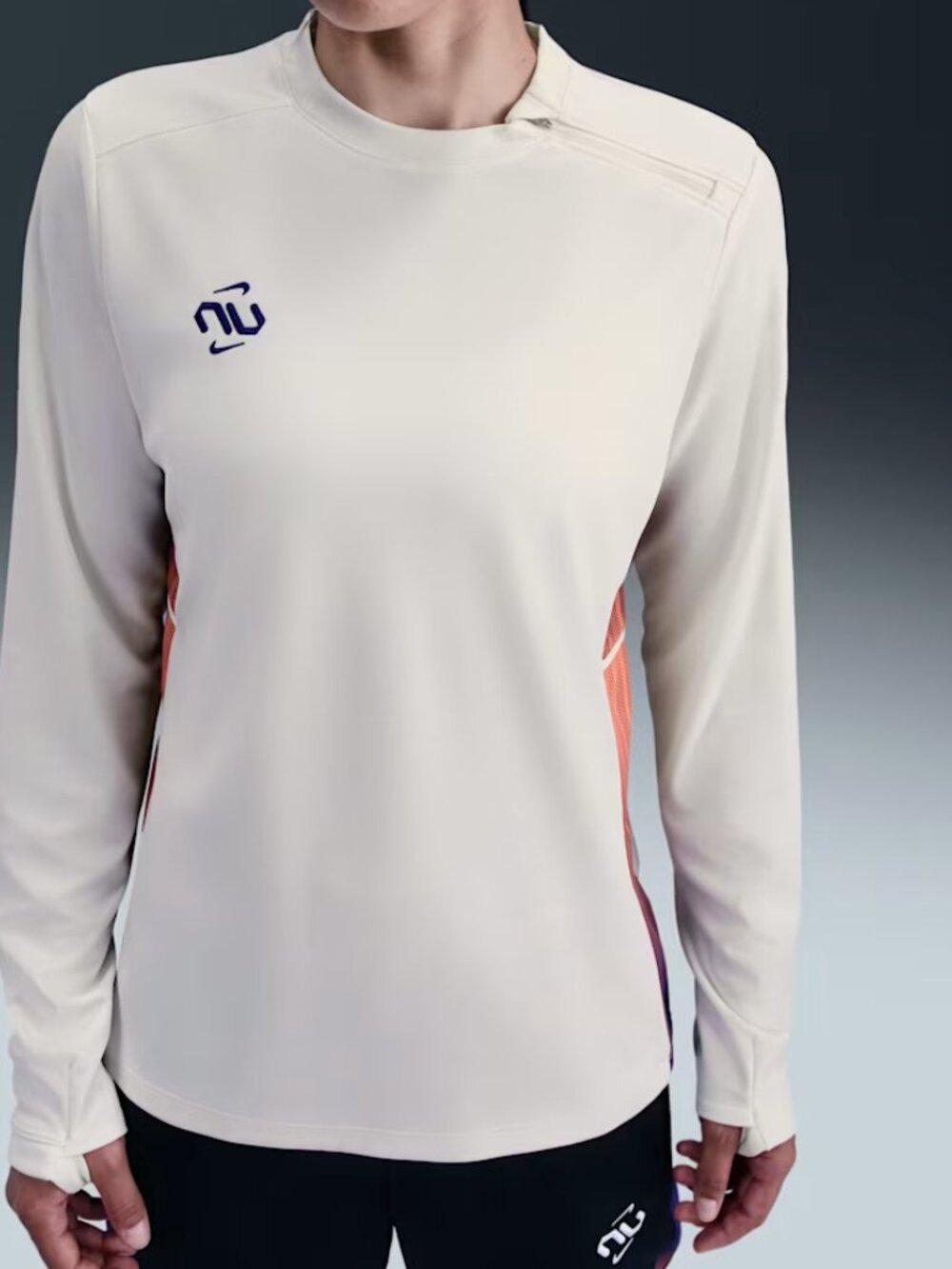 Brand new with tags Nike United Academy Women's Dri-FIT Soccer Top Long Sleeve S
